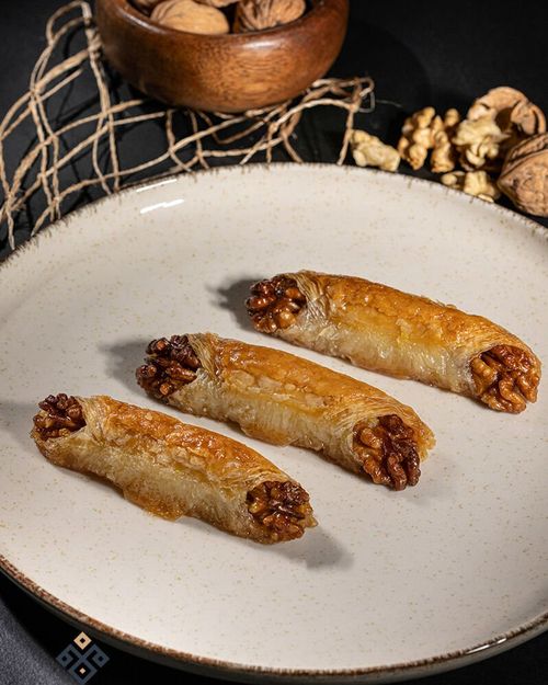 Cevizli Kelebek – Kilimli Baklava